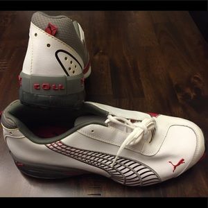 Men’s running shoes